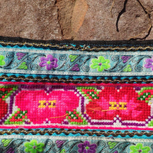 Load image into Gallery viewer, Hmong embroidered panels #1