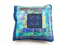 Load image into Gallery viewer, Quillow - Quilt in a Pillow - Sewing Pattern